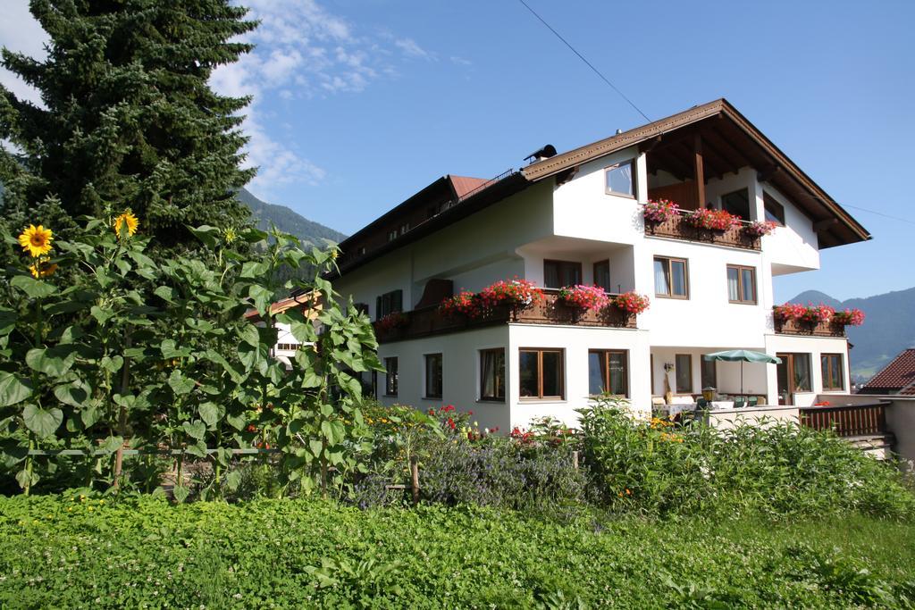 Hotel Gastehaus Treichl Fügen Exteriér fotografie